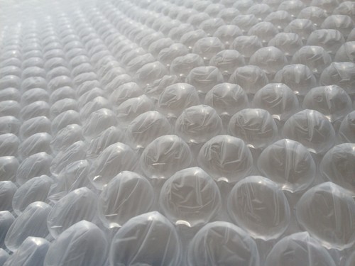 Small large bubble wrap - &,